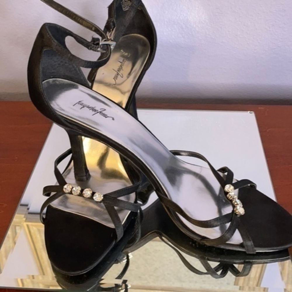 Jacqueline Ferrar shoes Sexy strappy black heels size 10